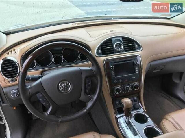 Бьюик Энклейв 2016 в Черновцах на Automoto.ua Белый Бьюик Энклейв, объемом двигателя 3.6 л и пробегом 253 тыс. км за 14900 $, фото 7 на Automoto.ua