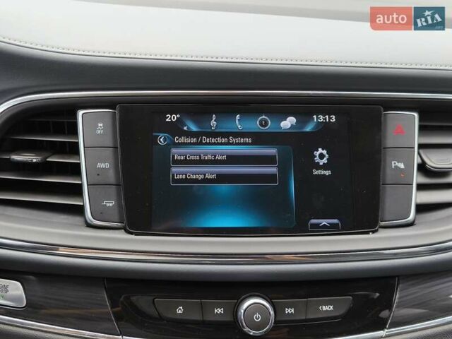 Белый Бьюик Энклейв, объемом двигателя 3.65 л и пробегом 34 тыс. км за 23500 $, фото 30 на Automoto.ua
