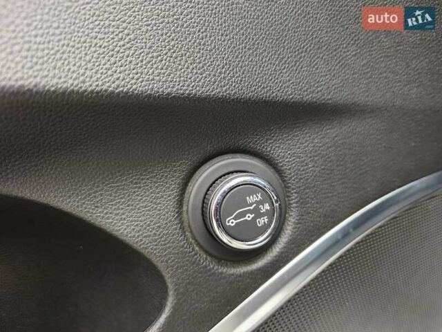 Белый Бьюик Энклейв, объемом двигателя 3.65 л и пробегом 34 тыс. км за 23500 $, фото 11 на Automoto.ua
