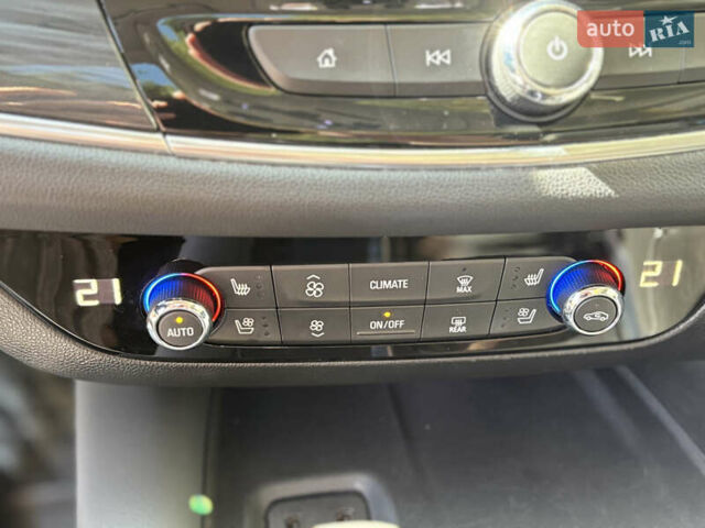 Белый Бьюик Энклейв, объемом двигателя 3.6 л и пробегом 183 тыс. км за 19900 $, фото 15 на Automoto.ua