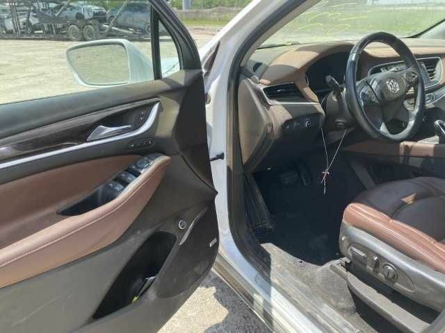 Белый Бьюик Энклейв, объемом двигателя 3.6 л и пробегом 193 тыс. км за 13957 $, фото 8 на Automoto.ua