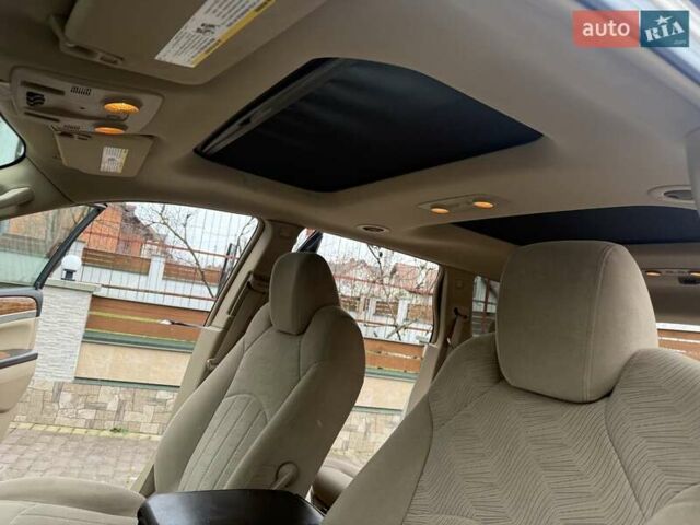 Бежевый Бьюик Энклейв, объемом двигателя 3.6 л и пробегом 177 тыс. км за 8300 $, фото 20 на Automoto.ua