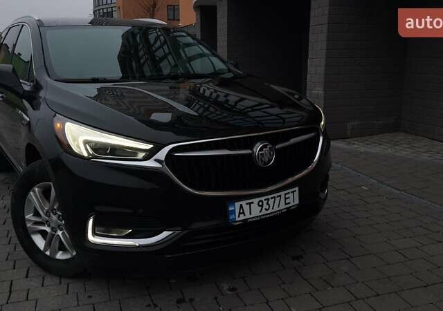 Черный Бьюик Энклейв, объемом двигателя 3.56 л и пробегом 177 тыс. км за 23000 $, фото 1 на Automoto.ua