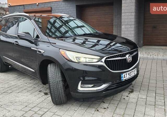 Черный Бьюик Энклейв, объемом двигателя 3.56 л и пробегом 177 тыс. км за 23000 $, фото 6 на Automoto.ua