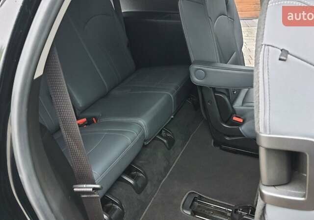 Черный Бьюик Энклейв, объемом двигателя 3.56 л и пробегом 177 тыс. км за 23000 $, фото 23 на Automoto.ua