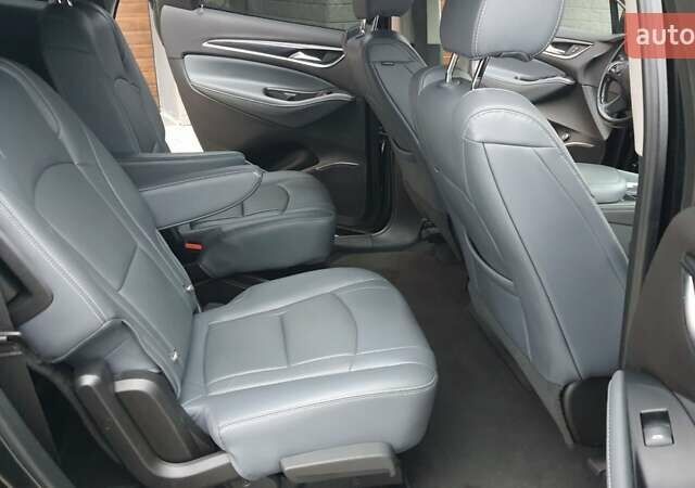 Черный Бьюик Энклейв, объемом двигателя 3.56 л и пробегом 177 тыс. км за 23000 $, фото 27 на Automoto.ua