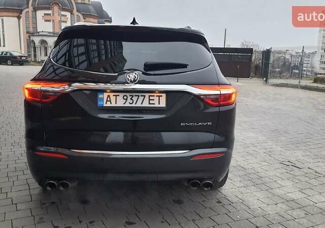 Черный Бьюик Энклейв, объемом двигателя 3.56 л и пробегом 177 тыс. км за 23000 $, фото 7 на Automoto.ua