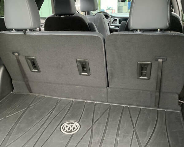 Черный Бьюик Энклейв, объемом двигателя 3.56 л и пробегом 17 тыс. км за 36800 $, фото 31 на Automoto.ua