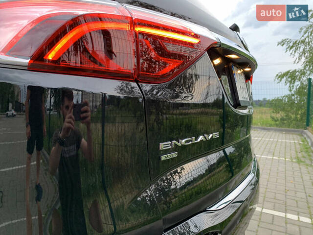 Черный Бьюик Энклейв, объемом двигателя 3.56 л и пробегом 17 тыс. км за 36800 $, фото 6 на Automoto.ua