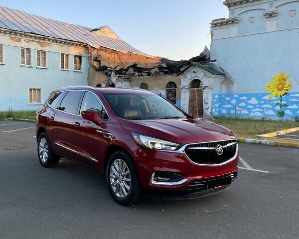 Красный Бьюик Энклейв, объемом двигателя 3.6 л и пробегом 39 тыс. км за 21000 $, фото 2 на Automoto.ua