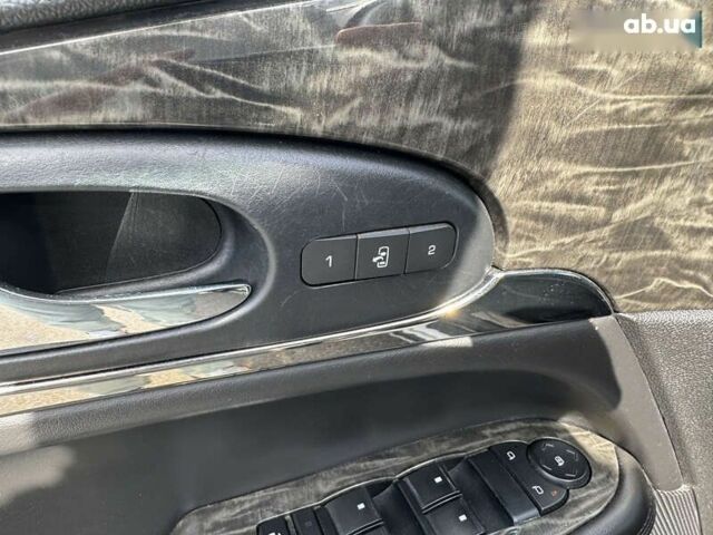 Бьюик Энклейв, объемом двигателя 3.6 л и пробегом 260 тыс. км за 13490 $, фото 13 на Automoto.ua