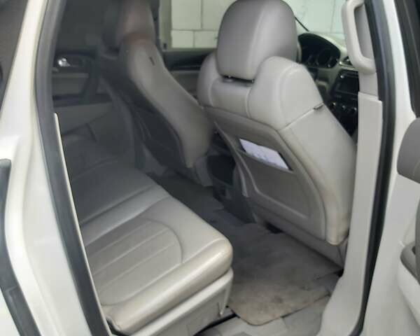 Бьюик Энклейв, объемом двигателя 3.6 л и пробегом 230 тыс. км за 16000 $, фото 5 на Automoto.ua