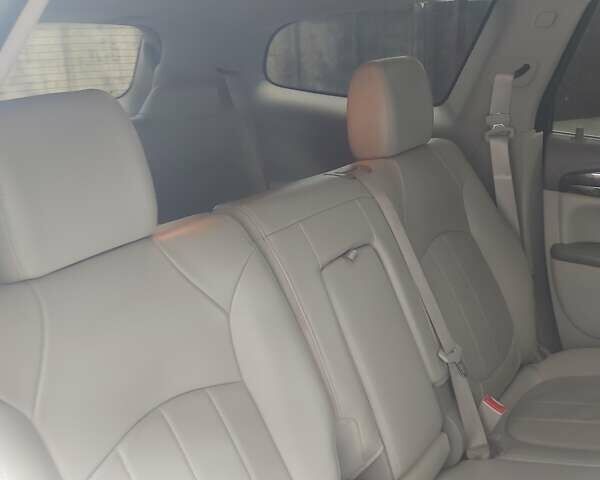 Бьюик Энклейв, объемом двигателя 3.6 л и пробегом 230 тыс. км за 16000 $, фото 4 на Automoto.ua