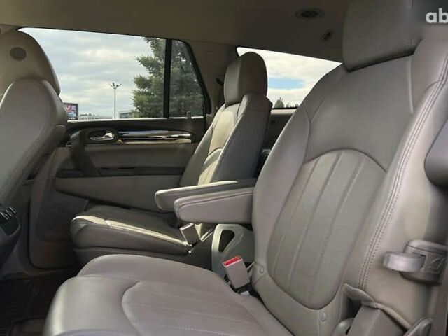 Бьюик Энклейв, объемом двигателя 3.6 л и пробегом 120 тыс. км за 18800 $, фото 9 на Automoto.ua