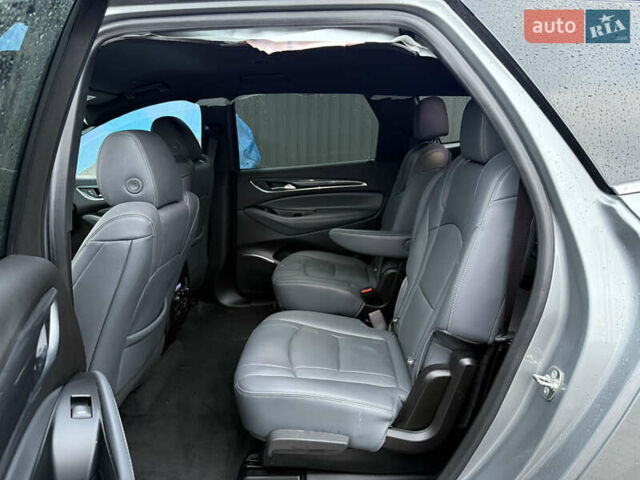 Серый Бьюик Энклейв, объемом двигателя 3.6 л и пробегом 42 тыс. км за 21700 $, фото 23 на Automoto.ua