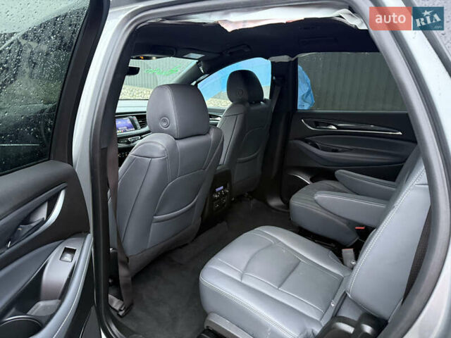 Серый Бьюик Энклейв, объемом двигателя 3.6 л и пробегом 42 тыс. км за 21700 $, фото 20 на Automoto.ua