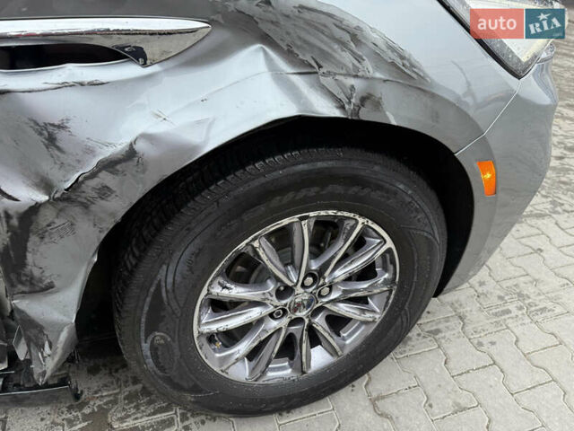 Серый Бьюик Энклейв, объемом двигателя 3.6 л и пробегом 42 тыс. км за 21700 $, фото 14 на Automoto.ua