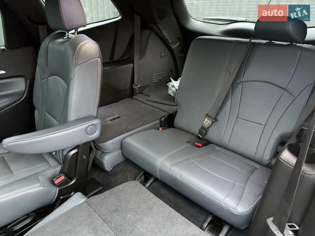 Серый Бьюик Энклейв, объемом двигателя 3.6 л и пробегом 42 тыс. км за 21700 $, фото 21 на Automoto.ua
