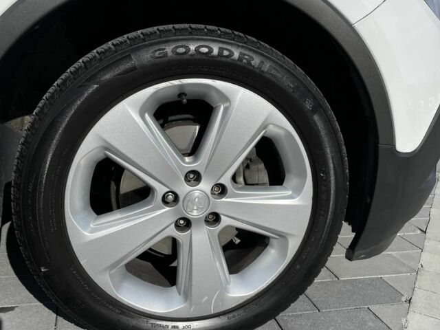 Белый Бьюик Энкоре, объемом двигателя 1.4 л и пробегом 130 тыс. км за 9600 $, фото 7 на Automoto.ua