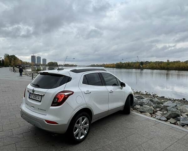 Бьюік Енкорє 2018 у Дніпро (Дніпропетровську) на Automoto.ua Білий Бьюік Енкорє, об'ємом двигуна 1.4 л та пробігом 195 тис. км за 11900 $, фото 3 на Automoto.ua