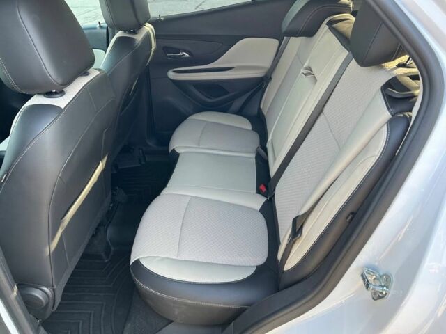 Белый Бьюик Энкоре, объемом двигателя 1.4 л и пробегом 56 тыс. км за 16000 $, фото 5 на Automoto.ua