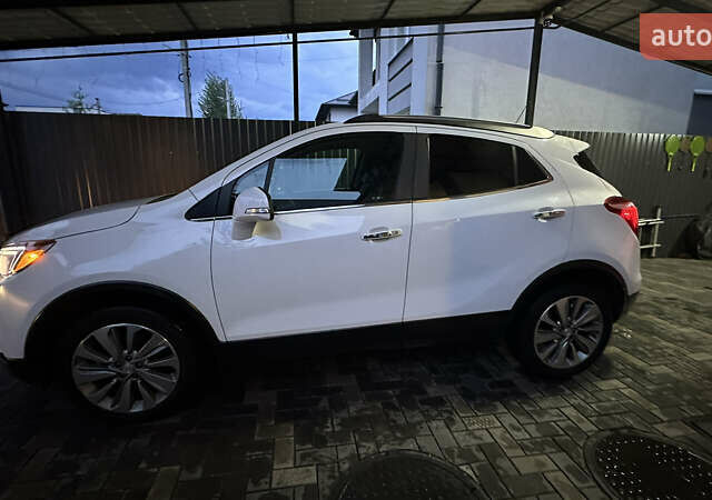 Белый Бьюик Энкоре, объемом двигателя 1.36 л и пробегом 65 тыс. км за 12000 $, фото 4 на Automoto.ua