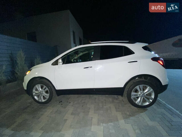 Белый Бьюик Энкоре, объемом двигателя 1.36 л и пробегом 65 тыс. км за 12000 $, фото 20 на Automoto.ua