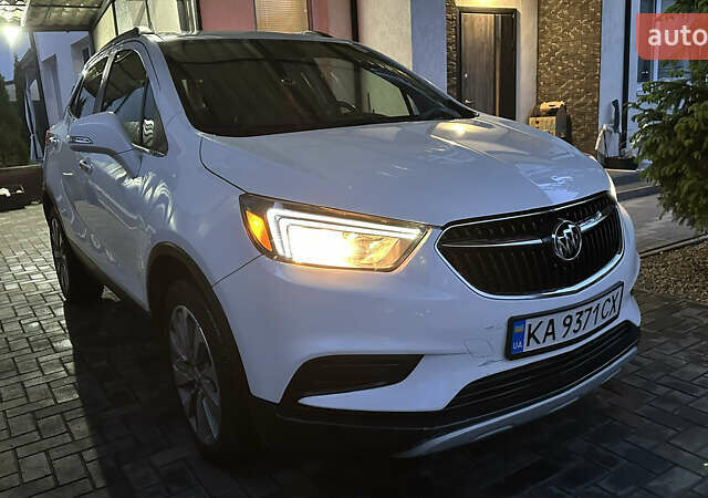 Белый Бьюик Энкоре, объемом двигателя 1.36 л и пробегом 65 тыс. км за 12000 $, фото 2 на Automoto.ua