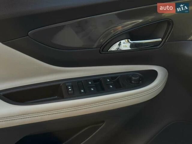 Белый Бьюик Энкоре, объемом двигателя 1.4 л и пробегом 222 тыс. км за 11500 $, фото 18 на Automoto.ua