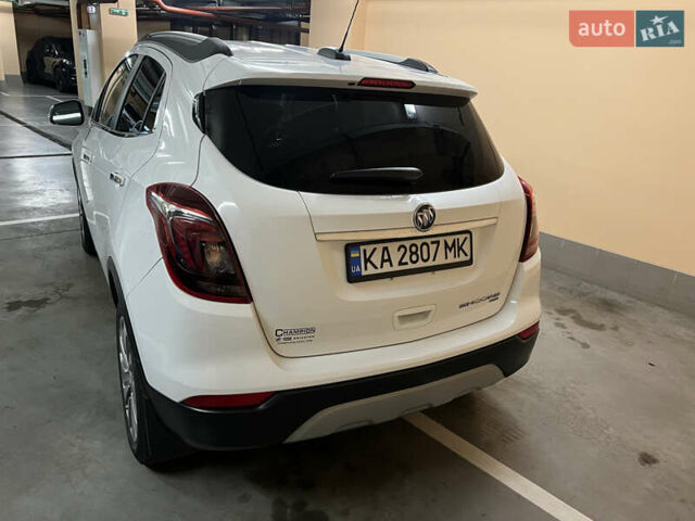 Бьюик Энкоре 2019 в Киеве на Automoto.ua Белый Бьюик Энкоре, объемом двигателя 1.36 л и пробегом 76 тыс. км за 14500 $, фото 4 на Automoto.ua