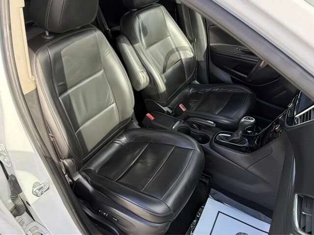 Білий Бьюік Енкорє, об'ємом двигуна 1.4 л та пробігом 30 тис. км за 4500 $, фото 11 на Automoto.ua