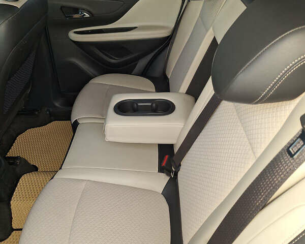 Бежевий Бьюік Енкорє, об'ємом двигуна 1.36 л та пробігом 91 тис. км за 11200 $, фото 15 на Automoto.ua