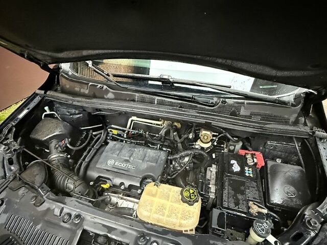 Черный Бьюик Энкоре, объемом двигателя 1.4 л и пробегом 250 тыс. км за 8750 $, фото 2 на Automoto.ua