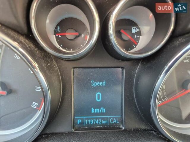 Червоний Бьюік Енкорє, об'ємом двигуна 1.4 л та пробігом 119 тис. км за 11500 $, фото 15 на Automoto.ua