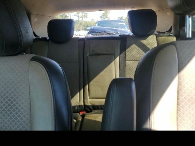 Красный Бьюик Энкоре, объемом двигателя 0 л и пробегом 200 тыс. км за 7800 $, фото 3 на Automoto.ua