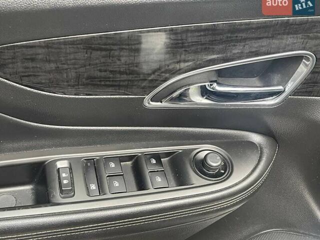 Сірий Бьюік Енкорє, об'ємом двигуна 1.36 л та пробігом 166 тис. км за 9700 $, фото 9 на Automoto.ua