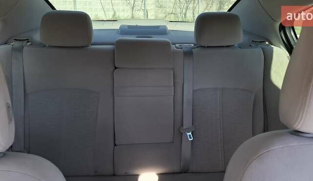 Білий Бьюік LaCrosse, об'ємом двигуна 2.38 л та пробігом 159 тис. км за 11500 $, фото 18 на Automoto.ua