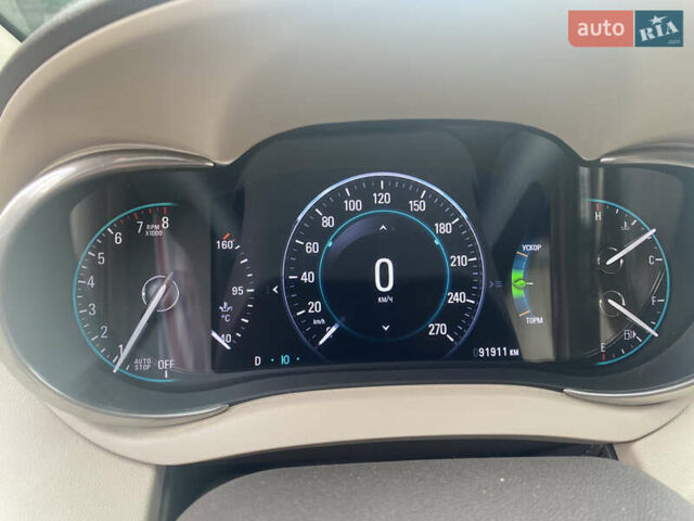 Белый Бьюик ЛаКросс, объемом двигателя 2.4 л и пробегом 108 тыс. км за 10500 $, фото 6 на Automoto.ua