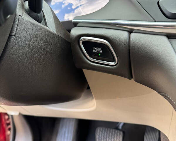 Красный Бьюик ЛаКросс, объемом двигателя 3.56 л и пробегом 132 тыс. км за 16499 $, фото 13 на Automoto.ua