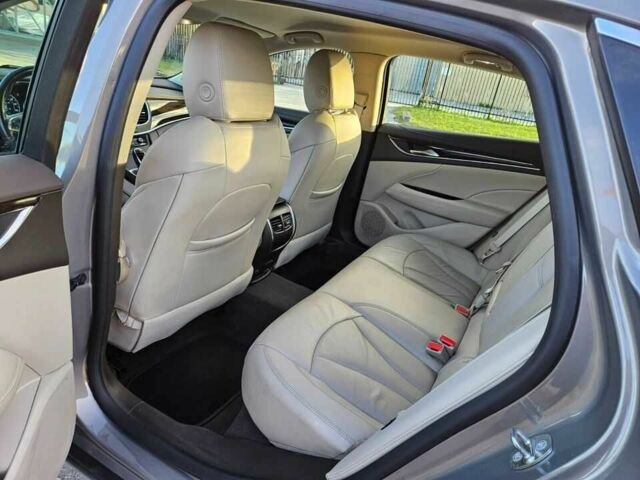 Бьюик ЛаКросс 2017 в Львове на Automoto.ua Серый Бьюик ЛаКросс, объемом двигателя 3.6 л и пробегом 65 тыс. км за 4300 $, фото 8 на Automoto.ua