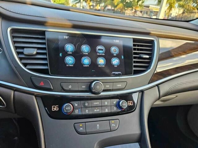 Бьюик ЛаКросс 2017 в Львове на Automoto.ua Серый Бьюик ЛаКросс, объемом двигателя 3.6 л и пробегом 65 тыс. км за 4300 $, фото 10 на Automoto.ua