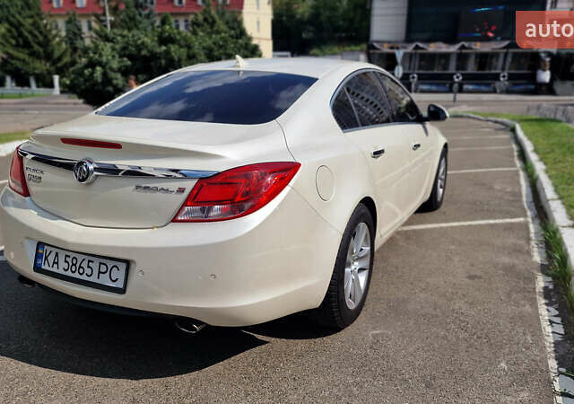 Белый Бьюик Регал, объемом двигателя 2 л и пробегом 165 тыс. км за 7999 $, фото 6 на Automoto.ua