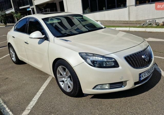 Белый Бьюик Регал, объемом двигателя 2 л и пробегом 166 тыс. км за 8000 $, фото 3 на Automoto.ua