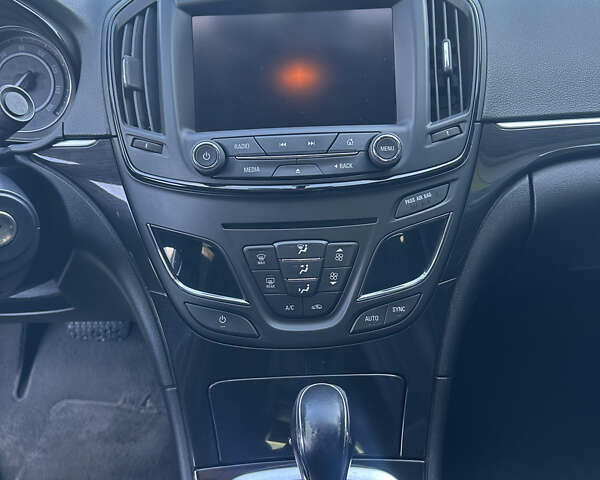 Білий Бьюік Regal, об'ємом двигуна 2 л та пробігом 149 тис. км за 7900 $, фото 13 на Automoto.ua