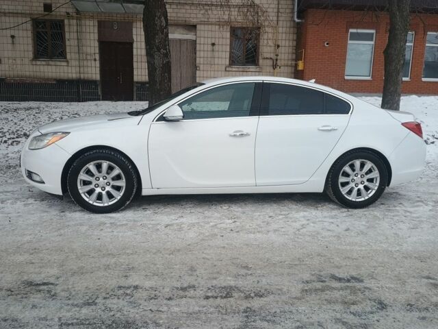 Білий Бьюік Regal, об'ємом двигуна 2.4 л та пробігом 158 тис. км за 7999 $, фото 2 на Automoto.ua