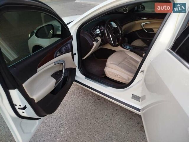 Белый Бьюик Регал, объемом двигателя 2 л и пробегом 106 тыс. км за 12000 $, фото 24 на Automoto.ua