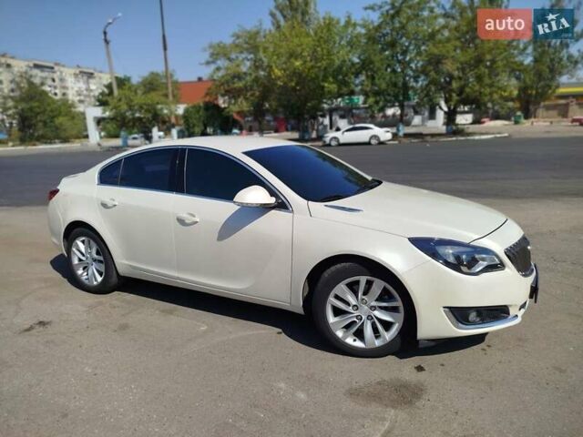 Белый Бьюик Регал, объемом двигателя 2 л и пробегом 106 тыс. км за 12000 $, фото 18 на Automoto.ua