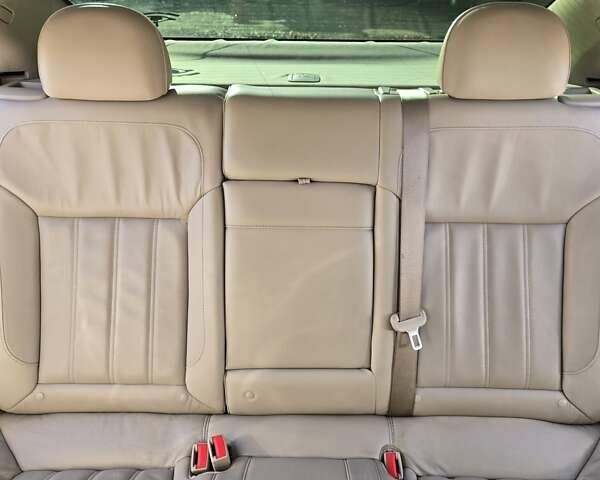 Білий Бьюік Regal, об'ємом двигуна 2 л та пробігом 223 тис. км за 9000 $, фото 1 на Automoto.ua