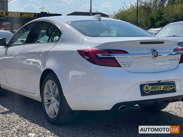 Белый Бьюик Регал, объемом двигателя 2 л и пробегом 134 тыс. км за 10999 $, фото 3 на Automoto.ua