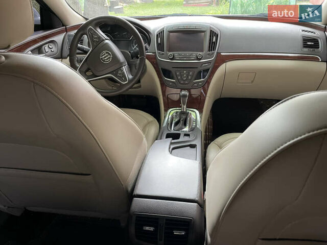 Белый Бьюик Регал, объемом двигателя 2 л и пробегом 136 тыс. км за 11000 $, фото 4 на Automoto.ua